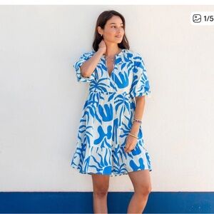 NWT Voyageur by MERSEA Birdie Short Tiered Dress in Blue Floral- size: Small